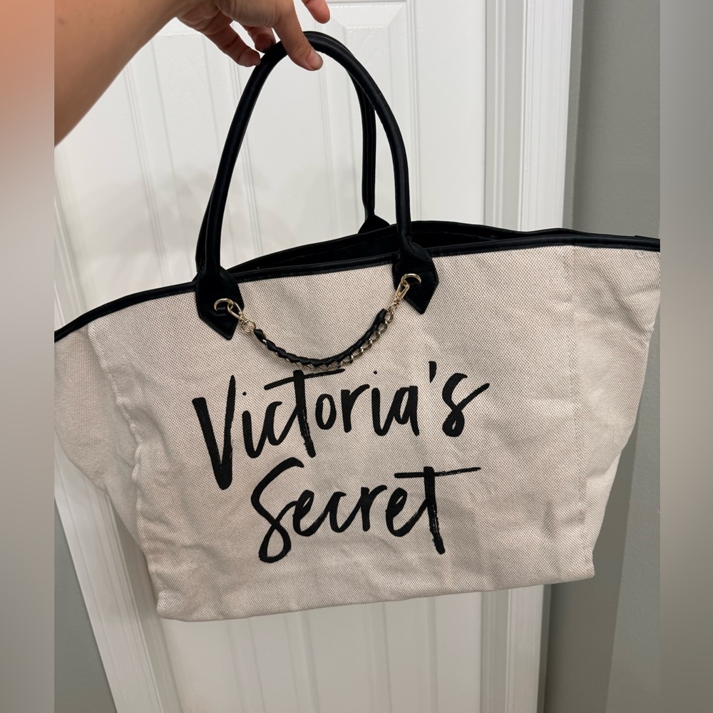 Victoria’s Secret Large Canvas Tote Bag Black White Weekender Chic Travel Bag